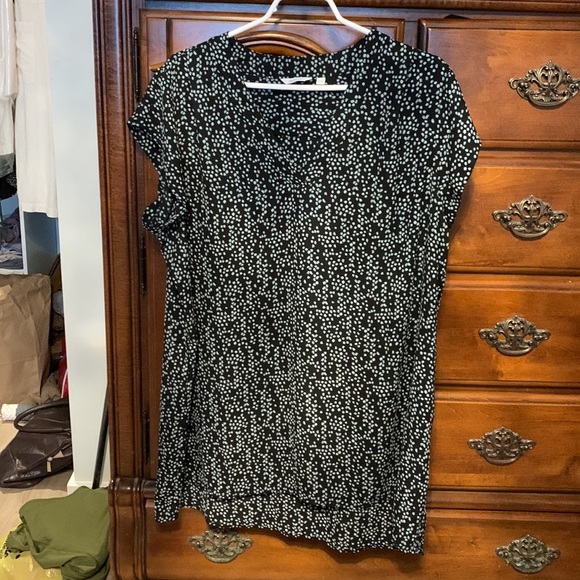 Plus Size Clothes in excellent condition - like new ! More to come … - Picture 10 of 10